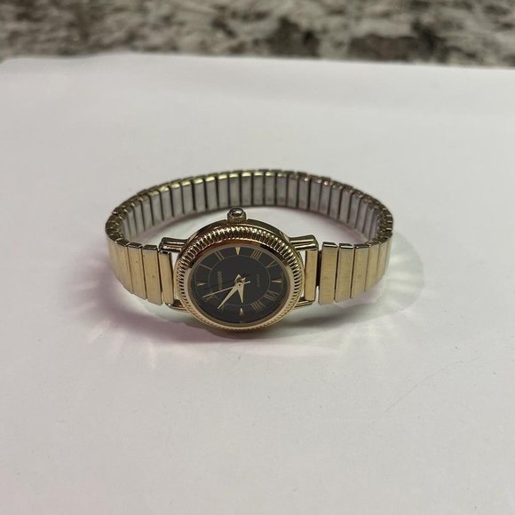 Working - Woman’s Signed McGregor LMG 515 Gold Tone Stretchy Stretch Wrist Watch - Picture 10 of 12